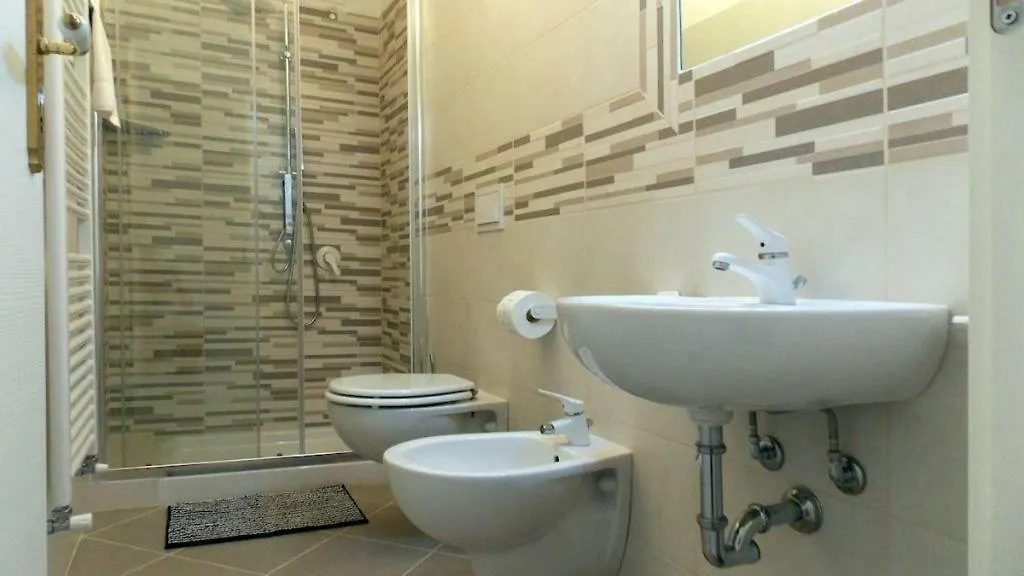 Oda ve Kahvaltı B&B Contessa Pisa İtalya